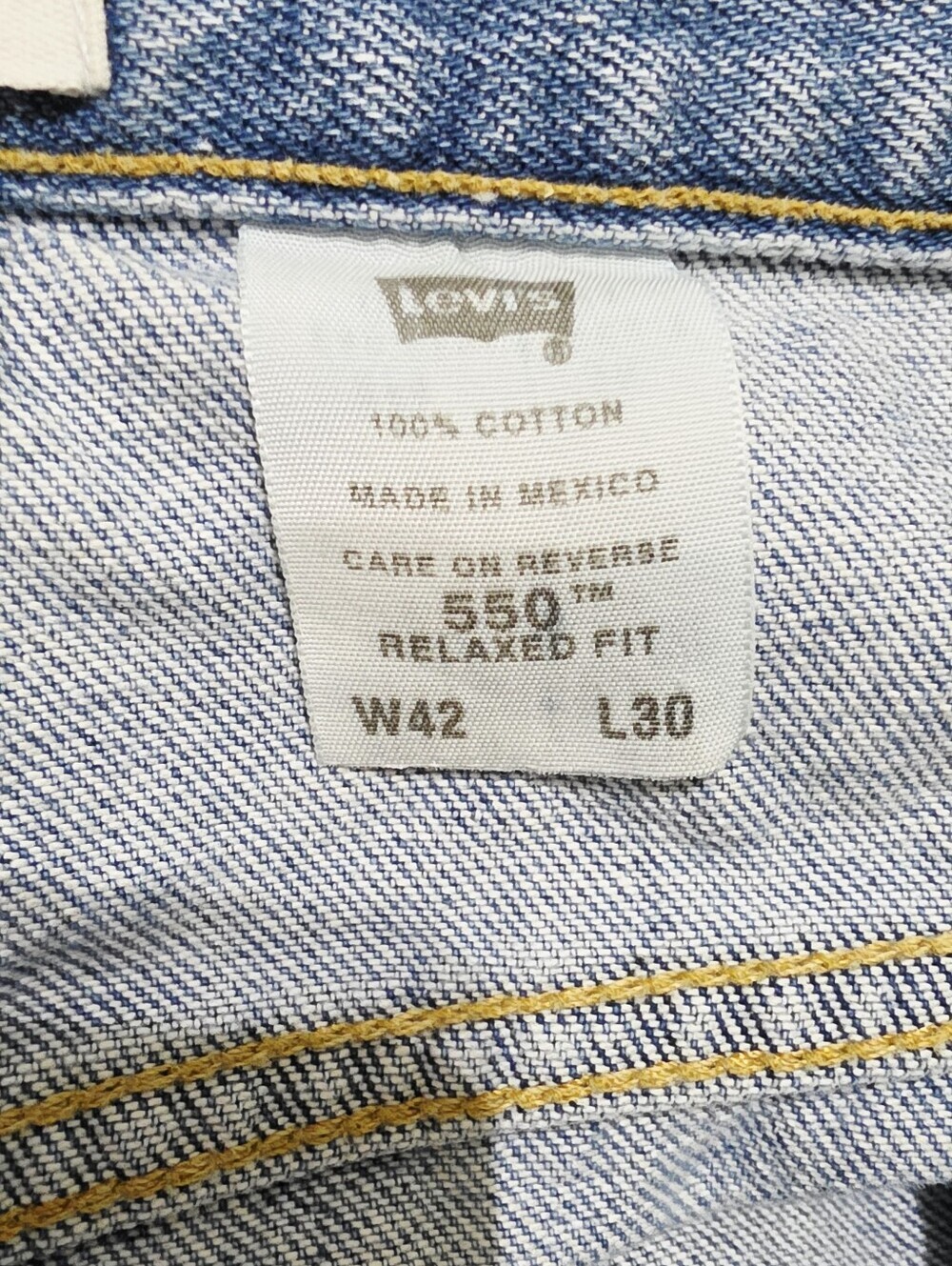 Levi’s 550 Jeans Men’s Size 42x30 Relaxed Fit Light Wash 100% Cotton Denim 90's - Picture 4 of 13